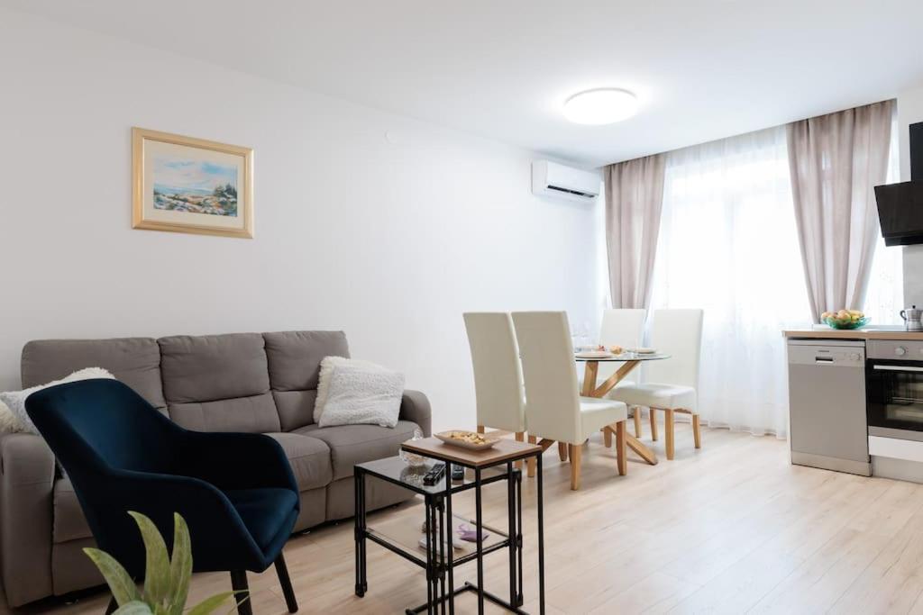 Apartment Dominicus Задар Екстер'єр фото
